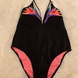 Victoria’s Secret swimsuit new with tag size S